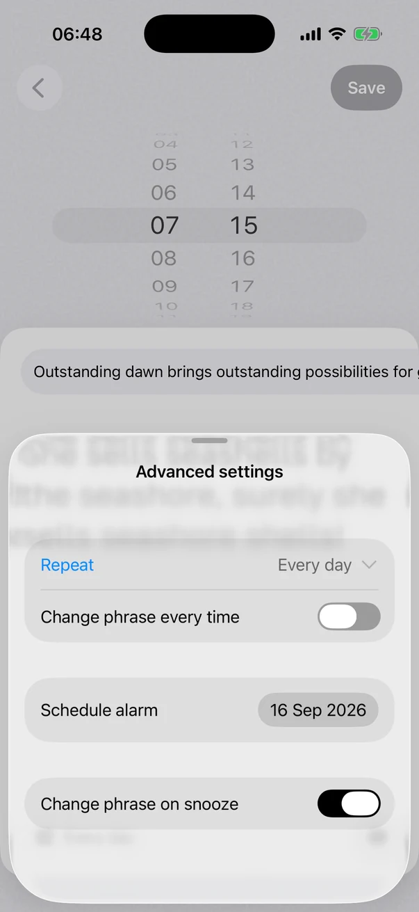 Advanced settings of an alarm: repeat, the date of the alarm and the switch that changes the phrase on snooze